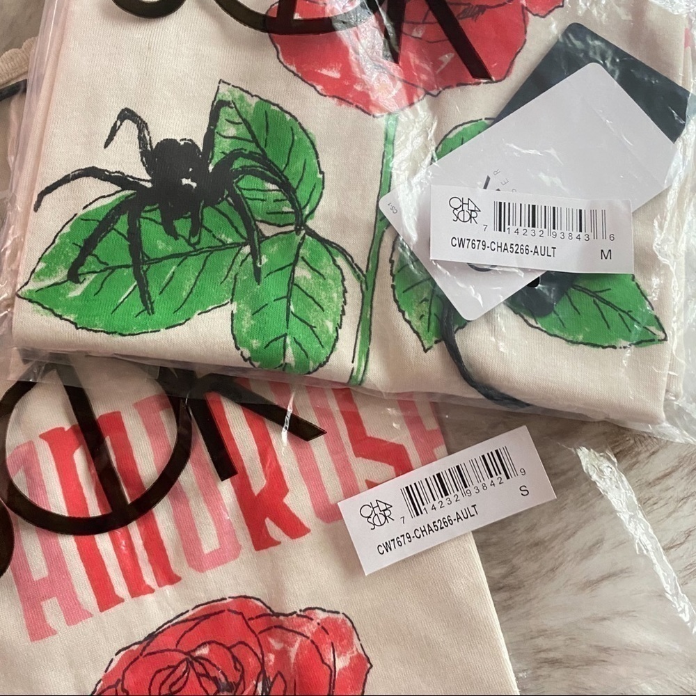 Chaser Vida Amorosa Baby Tee - Picture 10 of 11